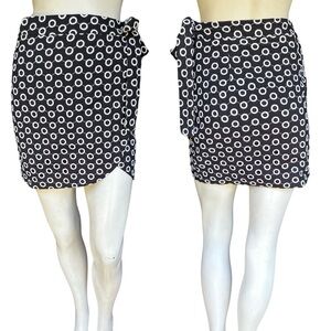 Lovers and Friends "Piper" Black & White Circle Print Mini Wrap Skirt Size XS
